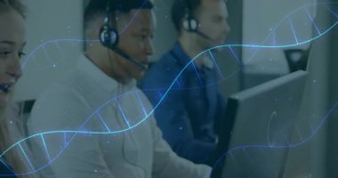 Ekip kulaklık takıyor ve biyo-teknik destek çağrıları alıyor. Bu arada mavi DNA sarmalı monitörlere dokuyor. Profesyonel, işbirliği, teknoloji, yenilik, çeşitlilik, iletişim, modern