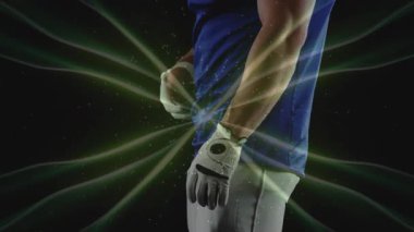 Sporcu, futbol tutuşunu ayarlıyor ve dönen top gövdenin etrafında dönen yeşil bir enerji oluşturuyor. Dinamik, güç, hareket, teknoloji, fütürist, atletizm, ilham