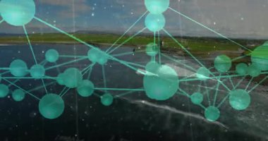 Hava sahili sörfü açılıyor. Yeşil ağ başlatılıyor. Değişen düğümler verileri görselleştiriyor. Teknoloji, bağlantı, dijital, geleceksel, yenilik, soyut, manzara