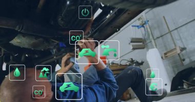 Otomotiv tamircisi arabanın altında yatıyor cıvata gevşetiyor parantez tıkıyor sızıntıyı durduruyor animasyon ölçümleri. Tamirci, araç gereç, atölye, bakım, sanayi, kesinlik, mühendislik