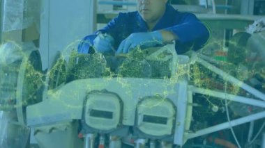 Dijital tarama üzerine mekanik sıkılaştırıcı motor sürgüsü ortaya çıkıyor, atölyedeki parçaları denetliyor. Otomotiv, mühendislik, makine, teşhis, sanayi, teknoloji, onarım