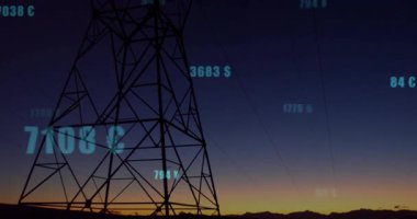 Alacakaranlık düşüşü, enerji analizlerini güncelleyen iletim kulesinin etrafında süzülen mavi örtüleri tetikler. Teknoloji, altyapı, dijital, veri, finans, izleme, enerji