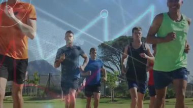 Altı adam veri toplamaya başlıyor. Önde gelen koşucu izleme analitiği etrafında nabız atıyor. Açık hava, fitness, analiz, performans, dayanıklılık, takım çalışması, canlılık