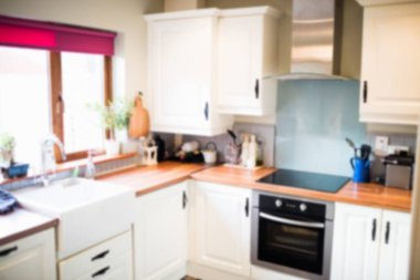 Evdeki ev mutfağının içi.