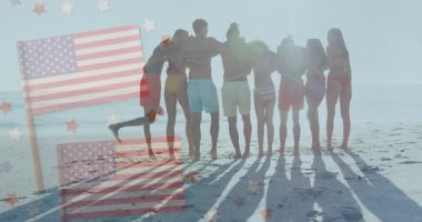 Bayrak örtüsü, yolculukta kaybolan yıldızlar, güneşli sahilde kayan ve tekmeleyen sekiz arkadaş. Vatanseverlik, dostluk, açık hava, coşku, eğlence, kutlama, yaz