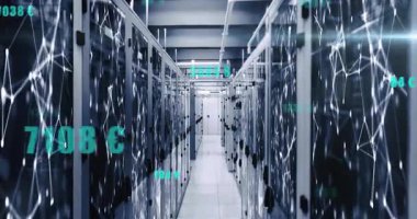 Veri izleme için metrik güncelleme yapılırken, sunucu raflarında titreşen ağ hatlarında yükleme. Teknoloji, siber güvenlik, dijital, yenilik, fütürist, altyapı, veri