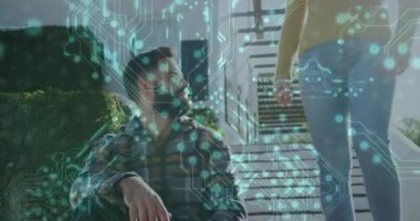 Teknoloji devresi, kıvılcım saçan adamın tanınmak için aşama aşama inen bir kadına dönüşünü kapsıyor. Romantizm, açık hava, samimiyet, bağlantı, modern, boş zaman, yaşam tarzı