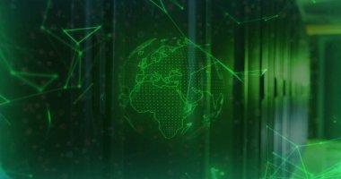 Veri merkezi koridorunda sunucu rafları ve ağ düğümleriyle parlayan holografik dijital küre. Siber güvenlik, bağlantı, yenilik, teknoloji, dijital, fütüristik, veri