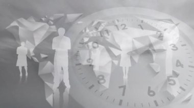 Saat, haritayı süpürürken siluetler ufalanan küre, takım çalışmasını gösteriyor. İşbirliği, yenilik, ilerleme, teknoloji, soyut, fütüristik, takım çalışması