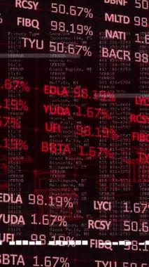 Siyah arkaplan üzerinde veri işleme animasyonu. küresel iş ve dijital arayüz kavramı dijital olarak oluşturulmuş video.