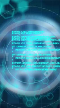 Siyah arkaplanda altıgen ağları ile kapsam taraması ve veri işleme animasyonu. dijital arayüz, bağlantı ve iletişim konsepti dijital olarak oluşturulmuş video.