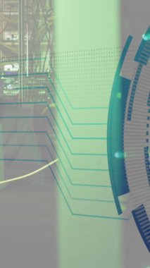 Sunucu odasındaki Asyalı erkek hackerın veri işleme animasyonu. Küresel iş ve dijital arayüz kavramı dijital olarak oluşturulmuş video.