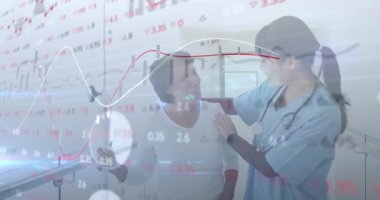 Hemşire rehabilitasyona giriyor ve Walker 'ı kullanarak finansal tablolarda güven kazanıyor. Rehabilitasyon, destek, yaşlılar, sağlık hizmetleri, terapi, teşvik, ilerleme