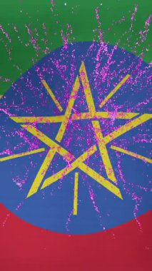 Etiyopya bayrağı üzerinde havai fişek gösterisi. Dijital olarak üretilen bayraklar, ulusal semboller ve vatanseverlik kavramı.