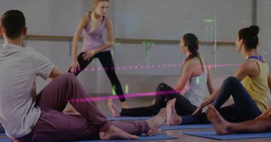 Eğitmen, dijital çizelgeleri başlatarak, öğrenciler spor yaparken sürüklenmeye başlıyor. Zindelik, sağlık, egzersiz, farkındalık, sükunet, dijital kaplama, modern