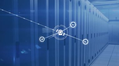 Veri merkezi merkezi ortaya çıkıyor ve ağ büyümesini temsil eden veri düğümlerine beyaz çizgiler gönderiyor. Teknoloji, bağlantı, dijital, ağ, altyapı, siber güvenlik, yenilik