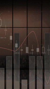 Şehirdeki finansal veri işleme animasyonu. Küresel finans, iş, bağlantılar, hesaplama ve veri işleme kavramı dijital olarak oluşturulmuş video.