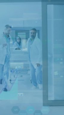 Muhtelif doktorlardan oluşan bir ekibin hastayı ameliyathaneye götürmesi üzerine veri işleme animasyonu. Tıbbi acil durum ve sağlık teknolojisi kavramı