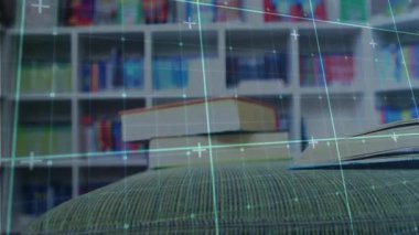 Sağ el kitabı olarak şebeke üzerinde sürüklenen ve içeriği ortaya çıkarmak için sayfaları açan şebeke. Çalışma, kütüphane, edebiyat, bilgi, keşif, araştırma, okuma