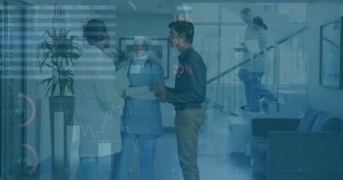 İşaret panosunu birleştirin, sağlık ekibi konferans yaparken grafikler, çizelgeler ve haritalar etkinleştiriliyor. Tıbbi, takım çalışması, veri, analiz, teşhis, işbirliği, profesyonel