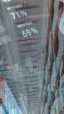 Depodaki finansal veri işleme animasyonu. küresel iş, veri işleme, dijital arayüz, teknoloji ve gönderme konsepti dijital olarak oluşturuldu.