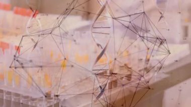 Kehribar ışığı dijital sarmalları doldururken bilim adamı da veri haritasını senkronize ediyor. Biyoteknoloji, laboratuvar, kesinlik, analitik, yenilik, moleküler, deneysel