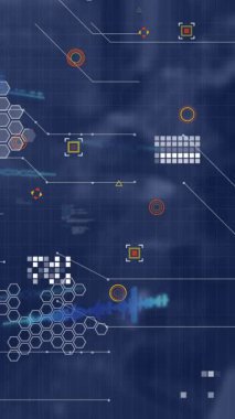 Bulanık arkaplanda veri işleme animasyonu. küresel iş ve dijital arayüz kavramı dijital olarak oluşturulmuş video.