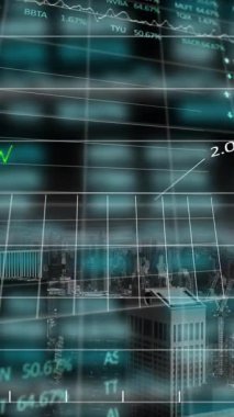 Siyah arkaplan üzerinden finansal veri işleme animasyonu. Küresel iş, finans, hesaplama ve veri işleme kavramı dijital olarak oluşturulmuş video.