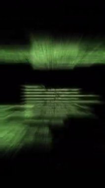 Siyah arka planda yeşil veri işleme animasyonu. Dijital olarak oluşturulmuş küresel bağlantılar, hesaplama, dijital arayüz ve veri işleme kavramı.