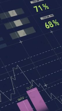 Matematiksel denklemlerin mavi arkaplanla istatistiksel veri işleme üzerinden animasyonu. Bilgisayar arayüzü ve iş veri teknolojisi kavramı