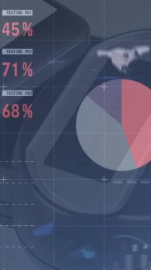 Ofisteki konferans telefonundan bilgi arayüzü animasyonu. Dijital bileşik, çoklu pozlama, ilerleme, rapor, iş dünyası, küresel, konferans çağrısı, telefon ve teknoloji kavramı.