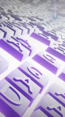 Arka planda hareket eden yeşil harf dizilerinin üzerinde parlayan ışık izlerinin animasyonu. Dijital olarak oluşturulmuş küresel veri işleme ve hesaplama kavramı.