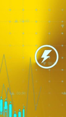 Sarı gradyan arkaplan üzerinde dijital simgelerin ve veri işleme ağının animasyonu. Bilgisayar arayüzü ve iş veri teknolojisi kavramı