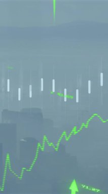 Şehir manzarası üzerinde veri işleme animasyonu. küresel iş ve dijital arayüz kavramı dijital olarak oluşturulmuş video.