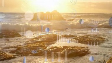 Ufukta süzülen güneş ışığı kayaların üzerinde dalgalar başlatıyor, verileri göstermek için turta grafikleri canlandırıyor. Kıyı şeridi, görselleştirme, deniz, animasyon, veri, analiz, doğal