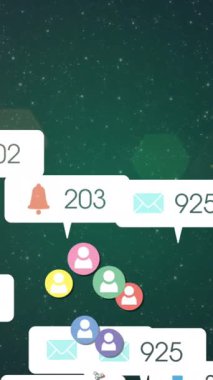 Uzayda medya simgelerinin canlandırılması. Sosyal medya ve iletişim arayüzü kavramı dijital olarak oluşturulmuş video.