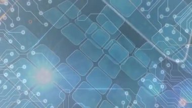 Açılma devreleri ızgaranın üzerinden kayarken, parlayan düğümler ve veri akışı için sürüklenen parçacıklar. Gelecek, teknoloji, ağ, dijital, soyut, yenilik, dinamik