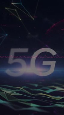5G animasyonu ve karanlık dijital uzayda hareket eden şekiller. Ağ, iletişim ve teknoloji konsepti dijital olarak oluşturulmuş video.