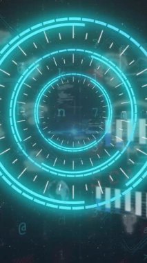 Kapsam üzerinden veri işleme animasyonu. Küresel bağlantılar, dijital arayüz, hesaplama ve veri işleme kavramı dijital olarak oluşturulmuş video.