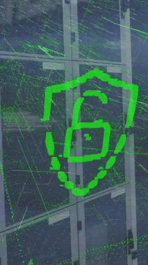 Sunucu odasında asma kilit, soyut kalıp ve programlama dili animasyonu. Dijital bileşik, çoklu pozlama, güvenlik, koruma, kodlama, teknoloji ve ağ sunucu kavramı.