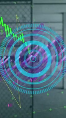 Kapsam taramasında finansal veri işleme animasyonu. Küresel iş, finans, hesaplama ve veri işleme kavramı dijital olarak oluşturulmuş video.