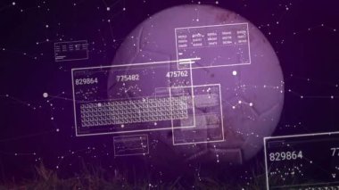 Sahne açılışı AR taraması başlatılır futbol topu verileri taranırken paneller değerleri döndürür ve kaybolur. Gelecek, veri, teknoloji, dijital, analiz, uyarı, arayüz