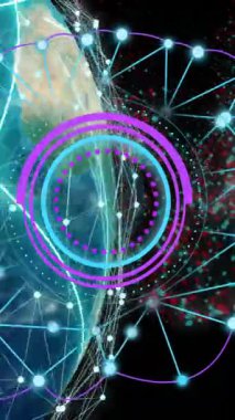 Yapay zeka metni ve ağ bağlantıları uzaydan Dünya 'ya yayılıyor. Teknoloji, veri, küresel, iletişim, dijital, fütüristik