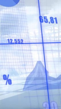 Mavi çizelgeler ve güneşli oda ve bulutlu gökyüzü üzerindeki veri işleme animasyonları. Veri, dijital arayüz, bağlantı, işlem, finans, iş ve iletişim, dijital olarak oluşturulmuş video.