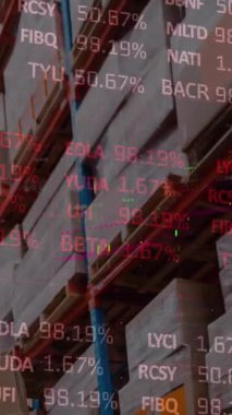 Depo raflarında finansal veri işleme animasyonu. Küresel kargo, iş, finans ve veri işleme kavramı dijital olarak oluşturulmuş video.