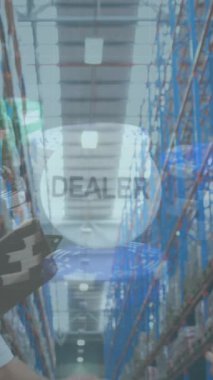 Depoda çalışan insanların veri işleme animasyonları. Küresel gönderim ve bağlantılar konsepti dijital olarak oluşturulmuş video.