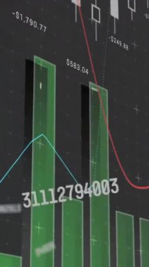 Arayüz ekranındaki grafikler üzerinden sayısal verilerin işlenmesinin animasyonu. Veri, iş, istatistik, dijital arayüz ve küresel iletişim, dijital olarak oluşturulmuş video.