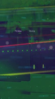 Ofiste veri işleme animasyonu. küresel iş ve dijital arayüz kavramı dijital olarak oluşturulmuş video.