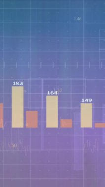 Mor arkaplan üzerinde veri işleme ve diyagramlar animasyonu. Teknoloji, iş ve dijital arayüz kavramı dijital olarak oluşturulmuş video.