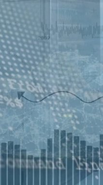 Finansal veri işlemenin dijital olarak üretilmiş bir animasyonu ve beyaz bir arkaplan karşısında bir dünya. Küresel bağlantılar teknoloji veri işleme ve dijital arayüz konsepti dijital olarak oluşturulmuş video.